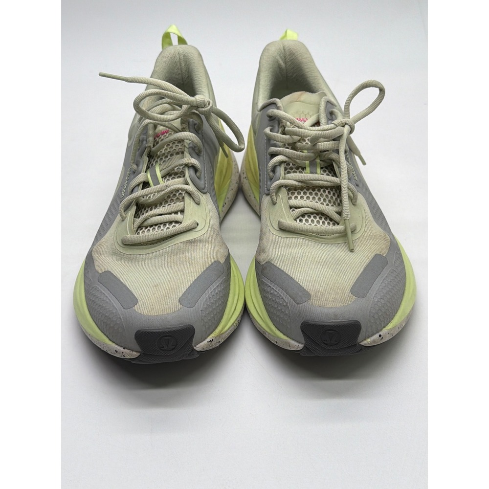 Lululemon Blissfeel Trail Run Shoes Womens 10 Dewy Silver Drop LW9EPZS Running